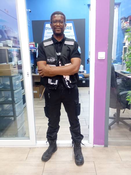 PH Secure – Agents de sécurité qualifiés et réactifs pour protéger vos résidences sensibles, 24h/24 et au meilleur prix